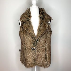 Fever reversible faux fur suede vest size med